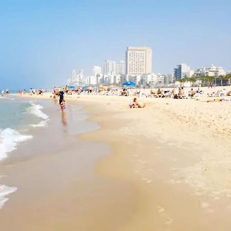 Apart Hotel TLV/Bat Yam Beach Front 1207 Buitenkant foto