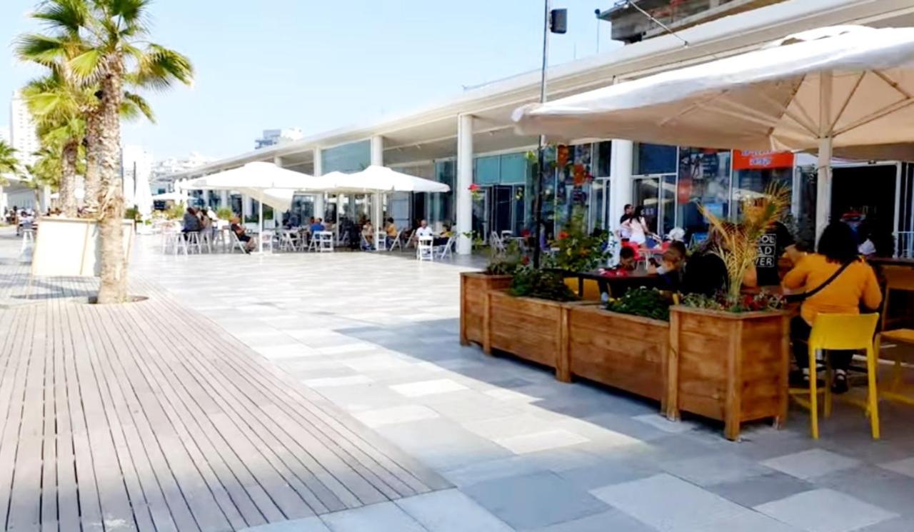 Apart Hotel TLV/Bat Yam Beach Front 1207 Buitenkant foto