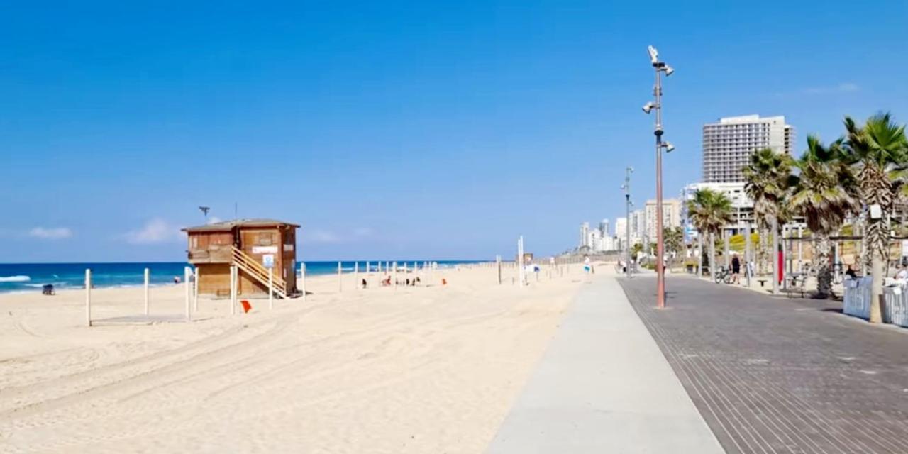 Apart Hotel TLV/Bat Yam Beach Front 1207 Buitenkant foto